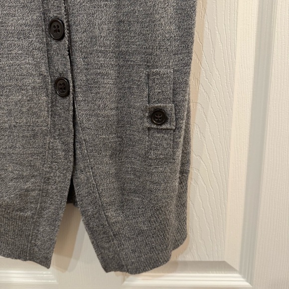 Women’s Banana Republic Sleeveless Button-front Sweater Vest Cardigan - Picture 9 of 14